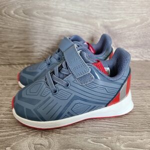 Boys adidas captain marvel sneakers running shoes sz 6 toddler